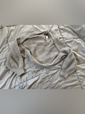 Forever 21 Light Gray Off-Shoulder Ribbed Bolero Cardigan